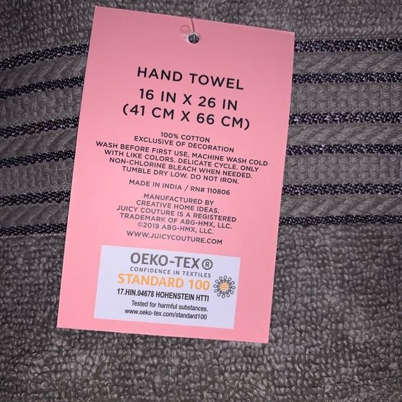 NWT Dark Grey Juicy Couture Embroidered Towel Set - Picture 4 of 5